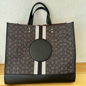 Coach Dempsey Carryall